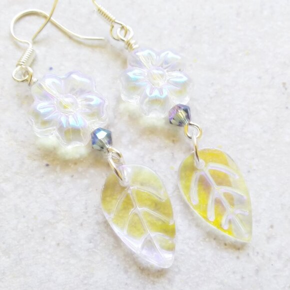Is it Winter Yet??? Iridescent Glowing Shimmering Flower + Leaf Dangle Earrings - Picture 6 of 9